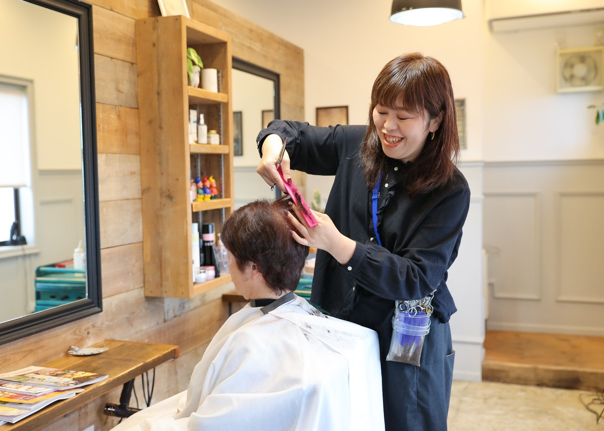 五泉市で人気の美容室・美容院ならBASE hair（ベースヘアー）へ！